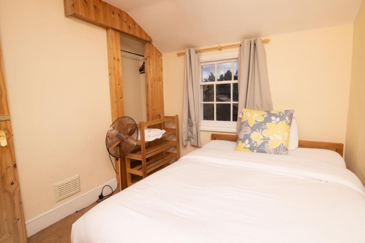 The Angel Place Hideaway - Fair 4Bdr House With Terrace London Luaran gambar